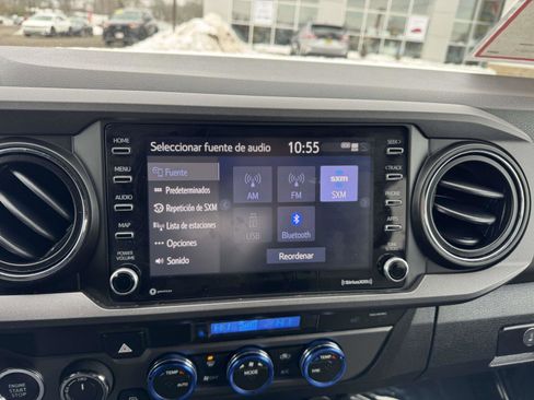 Certified 2022 Toyota Tacoma TRD Off-Road image 30