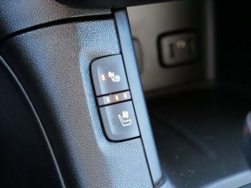 Used 2018 GMC Acadia Denali w/ Technology Package image 20