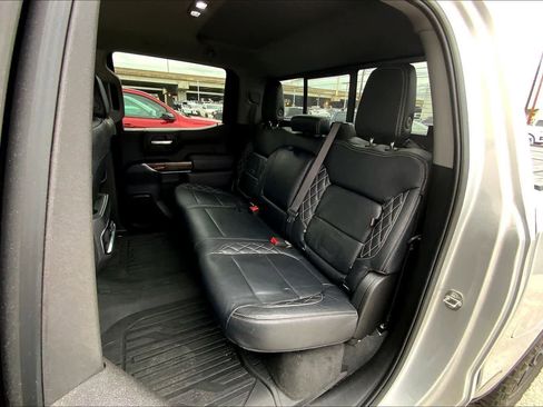 Used 2020 GMC Sierra 1500 Elevation w/ Elevation Value Package image 27