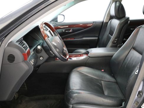 Used 2009 Lexus LS 460 AWD image 9