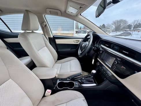 Used 2016 Toyota Corolla LE image 17