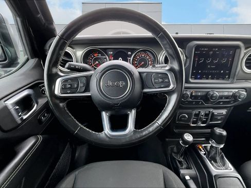 Used 2023 Jeep Wrangler Sahara w/ Cold Weather Group image 15