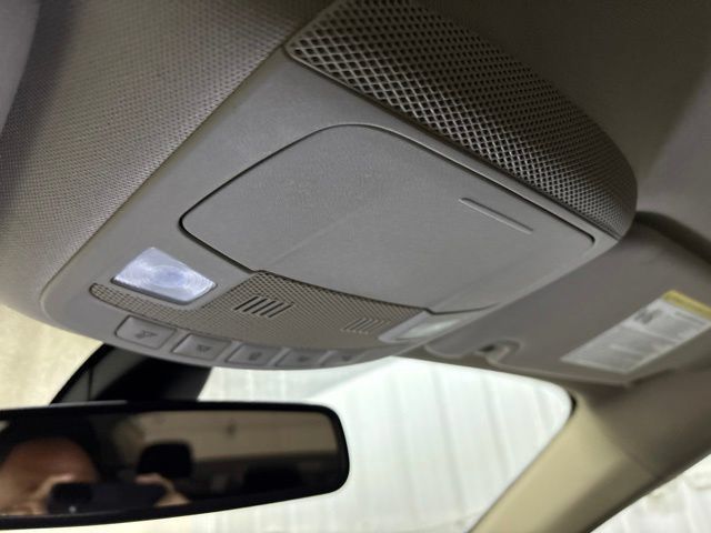 Used 2019 Ford Fusion SE FWD image 30