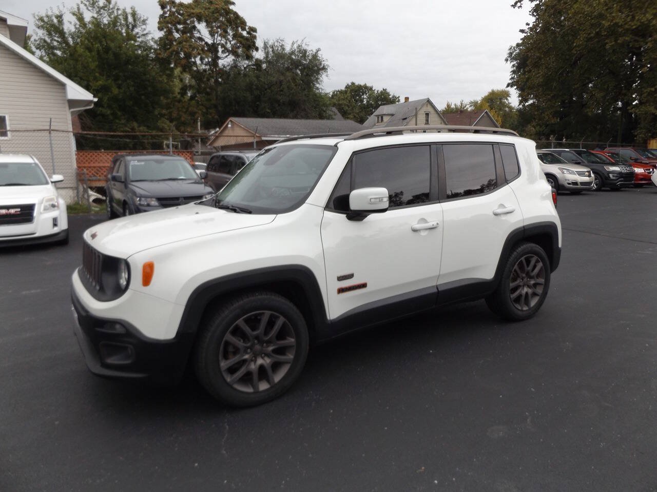 Used 2016 Jeep Renegade 75th Anniversary FWD image 1
