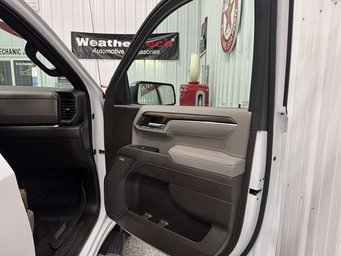 Used 2025 GMC Sierra 1500 SLT w/ SLT Premium Package image 15