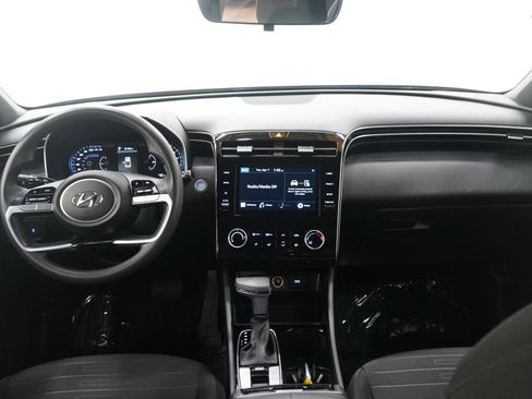 Used 2023 Hyundai Santa Cruz SEL image 16