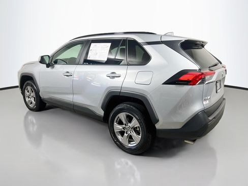 Used 2025 Toyota RAV4 XLE FWD image 8