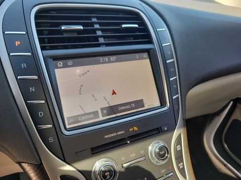 Used 2020 Lincoln Nautilus Reserve w/ Equipment Group 201A image 16