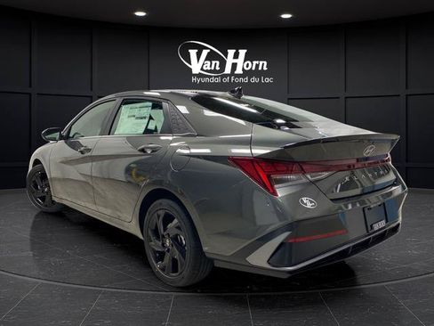 New 2026 Hyundai Elantra SEL Sport Premium FWD image 5