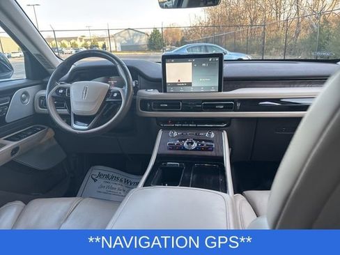 Used 2023 Lincoln Aviator Reserve w/ Equipment Group 201A AWD/4WD image 11
