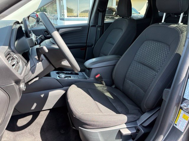 Certified 2025 Ford Escape Active AWD/4WD image 4