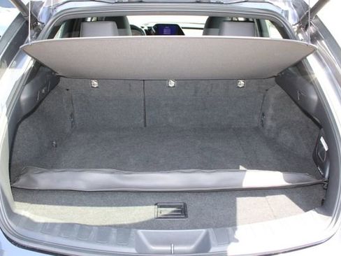 Used 2025 Lexus UX 300h FWD image 8