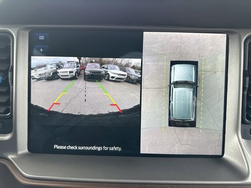 Used 2023 Ford Bronco Outer Banks image 19