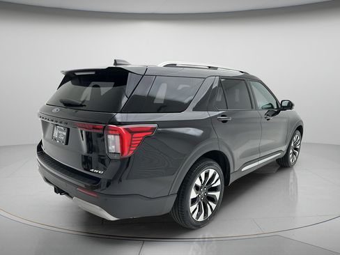 Used 2025 Ford Explorer Platinum w/ LUX Leather Package AWD/4WD image 5