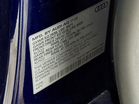 Used 2023 Audi Q8 Premium Plus w/ Premium Plus Package image 32