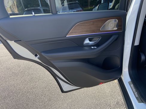 New 2026 Mercedes-Benz GLE 350 4MATIC image 34