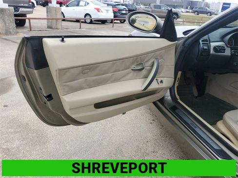 Used 2005 BMW Z4 2.5i image 9