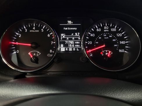 Used 2015 Nissan Rogue S FWD image 23