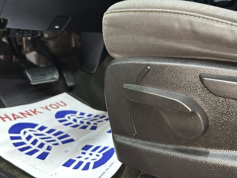 Used 2016 Chevrolet Silverado 1500 LT image 8