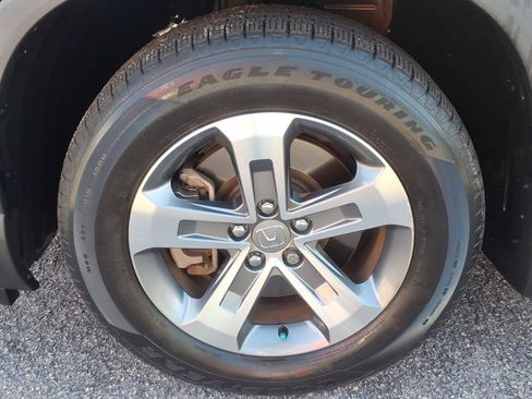 Used 2023 Honda Pilot EX-L image 9