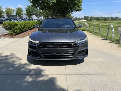Used 2021 Audi A7 e Premium Plus w/ Executive Package AWD/4WD image 3