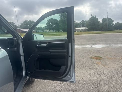 Used 2024 GMC Sierra 1500 SLT AWD/4WD image 19