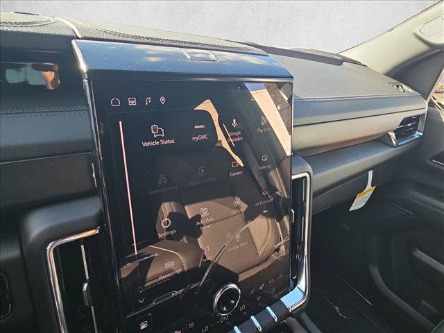 New 2026 GMC Yukon Denali w/ Sun & Power Step Package AWD/4WD image 12