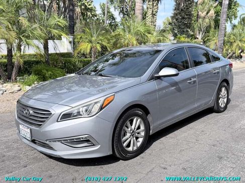 Used 2015 Hyundai Sonata SE w/ Option Group 09 FWD image 1