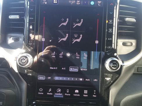 New 2026 RAM 3500 Laramie w/ Towing Technology Group image 22