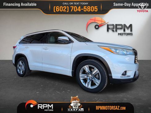 Used 2014 Toyota Highlander Limited Platinum FWD image 1