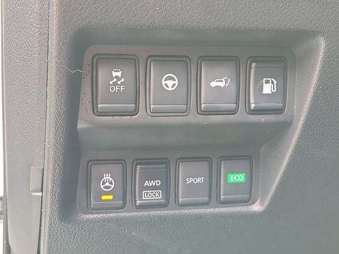 Used 2019 Nissan Rogue SV w/ Sun & Sound Touring Package image 30