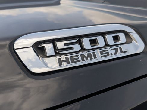 Used 2019 RAM 1500 Big Horn AWD/4WD image 12