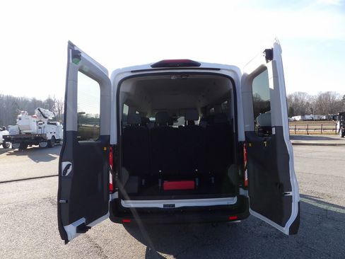 Used 2024 Ford Transit 350 XLT RWD image 46