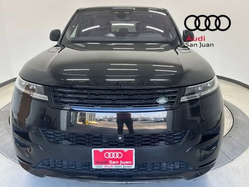 Used 2023 Land Rover Range Rover Sport SE Dynamic image 2