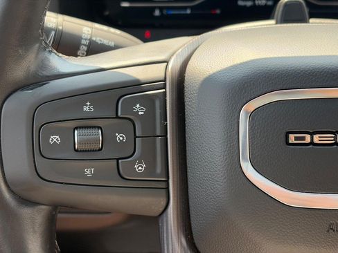 Used 2024 GMC Yukon Denali Ultimate AWD/4WD image 27