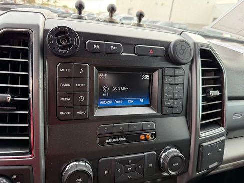 Used 2019 Ford F350 XLT image 25