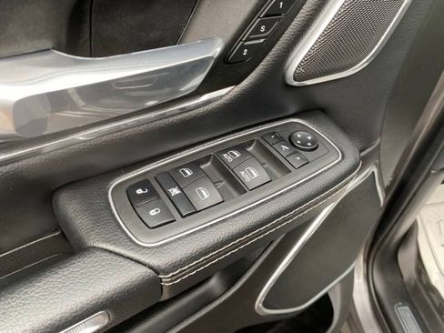 Used 2022 RAM 1500 Laramie AWD/4WD image 24