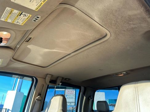 Used 2010 Ford F350 Lariat image 21