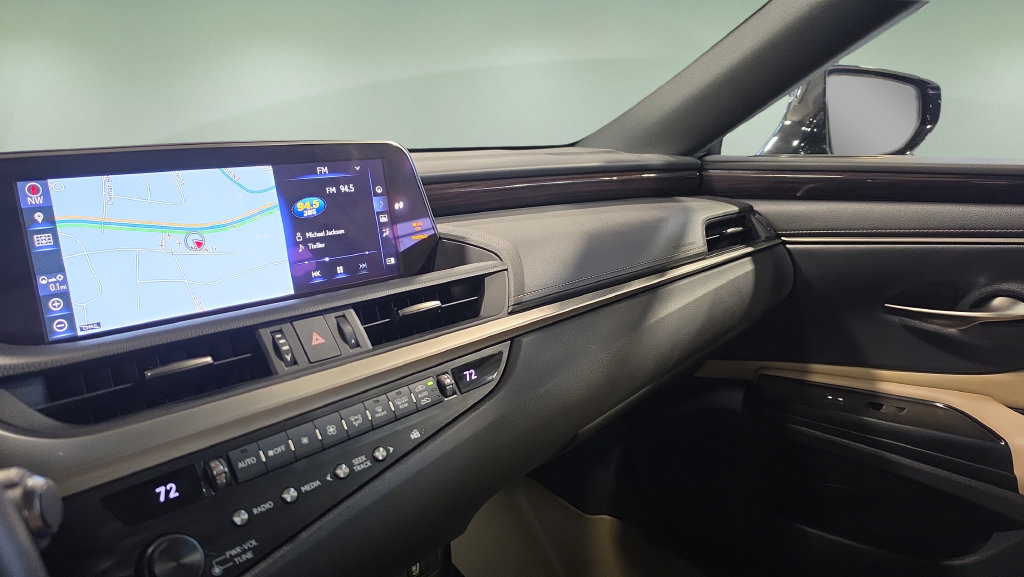 Used 2019 Lexus ES 350 w/ Premium Package FWD image 27