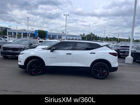 Used 2023 Chevrolet Blazer LT w/ Sound & Technology Package FWD image 6