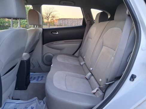 Used 2012 Nissan Rogue SV FWD image 9