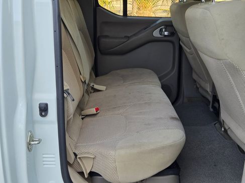 Used 2017 Nissan Frontier SV w/ SV Value Truck Package image 24