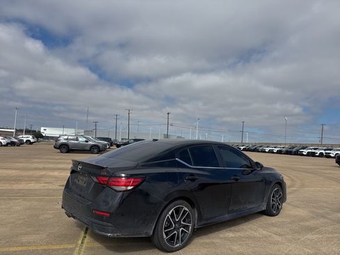 Certified 2025 Nissan Sentra SR w/ SR Premium Package image 24