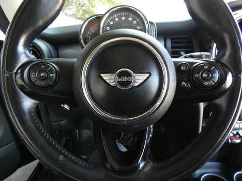 Used 2018 MINI Cooper 2-Door Hardtop FWD image 50