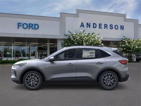 New 2026 Ford Escape SE image 3