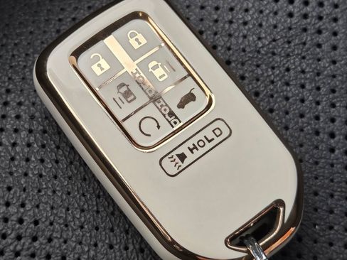 Used 2024 Honda Odyssey Elite image 41