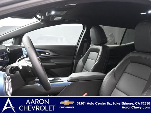 New 2026 Chevrolet Equinox EV LT image 14