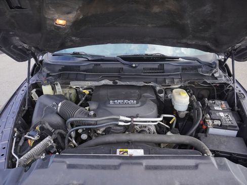 Used 2015 RAM 3500 SLT w/ Luxury Group AWD/4WD image 31