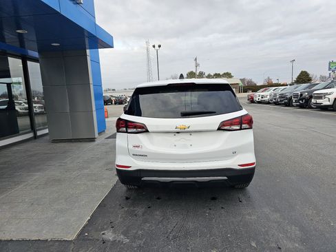 Used 2024 Chevrolet Equinox LT image 4