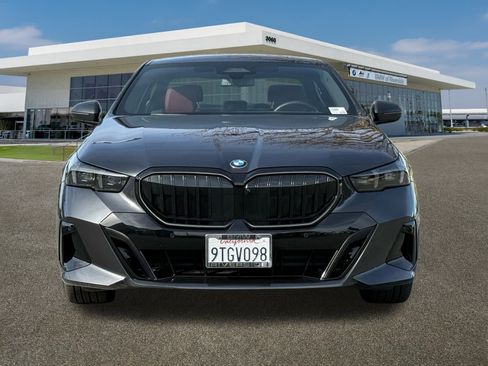Used 2026 BMW 530i w/ M Sport Package image 3